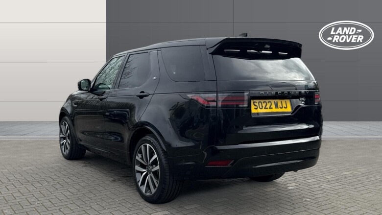 Land Rover Discovery 3.0 D300 R-Dynamic SE 5dr Auto Diesel Station Wagon